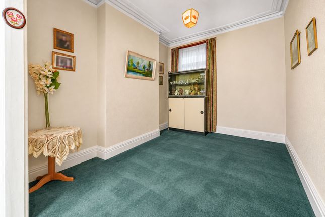 23 Effingham Road, London photo 4