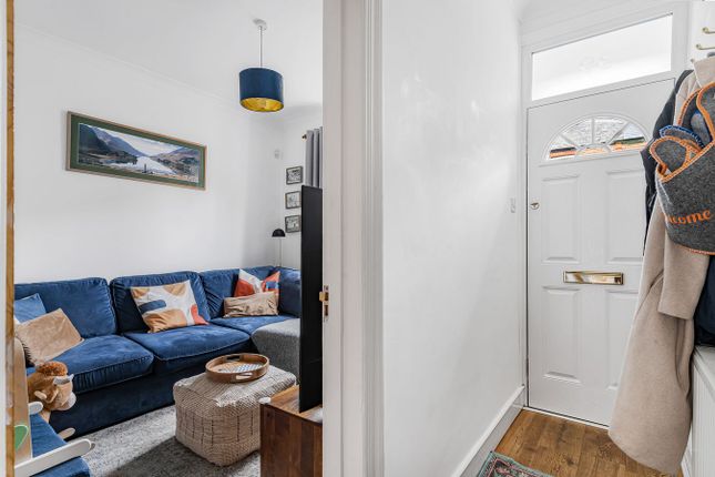 39, Ridley Avenue, Ealing photo 4
