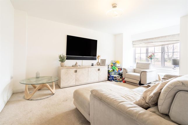 10, Turnberry Avenue, Blyth photo 2