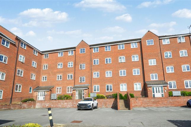 2-bed flat on 28, Fenton Place, Leeds, £120,000