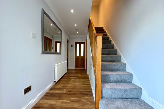 119 Shevington Lane, Wigan photo 2