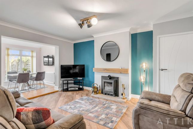 31, Queens Drive, Halesworth photo 3