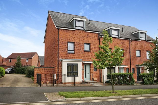 Town house for sale in Jenner Boulevard, Emersons Green, Bristol