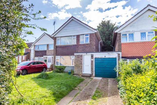Thumbnail Detached house for sale in Oaks Drive, Higham Ferrers, Rushden