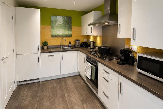 118, Milton Keynes photo 3