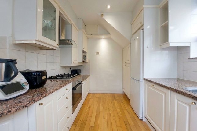 14 Steynings Way, London photo 5