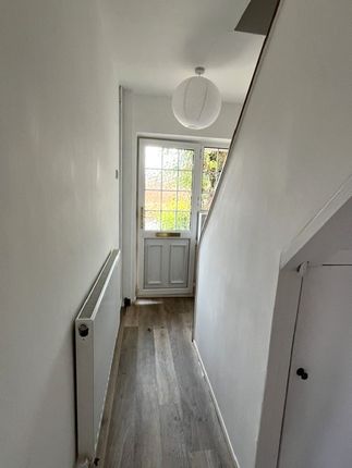 7, West Way, Luton photo 2
