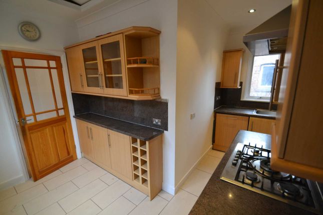 Maisonette to rent in Ranelagh Road, Southall