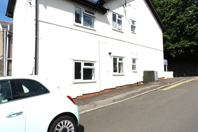 Thumbnail Flat to rent in Pant Yr Heol, Neath