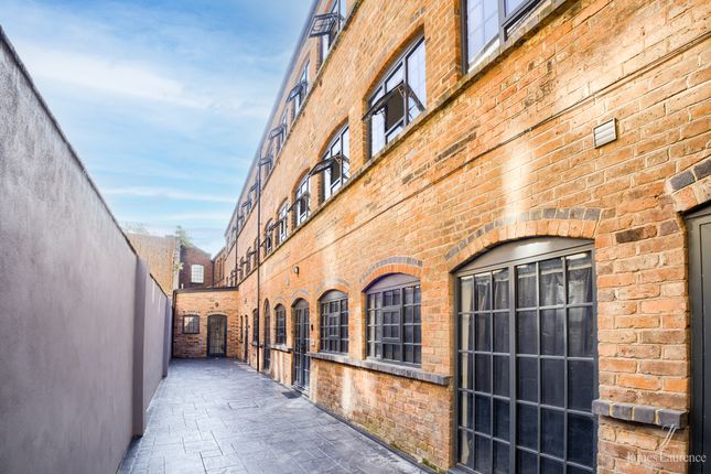 Town house for sale in Tenby Street, Jewellery Quarter, Birmingham City Centre