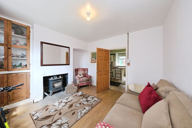 2, Tamworth Rise, Belper photo 2