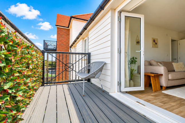 Flat 5, 2, Pictor Drive, Margate photo 4
