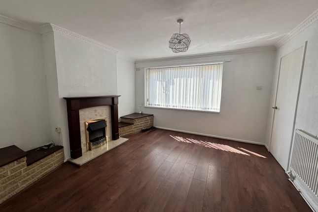 24, Kipling Close, Worksop photo 2