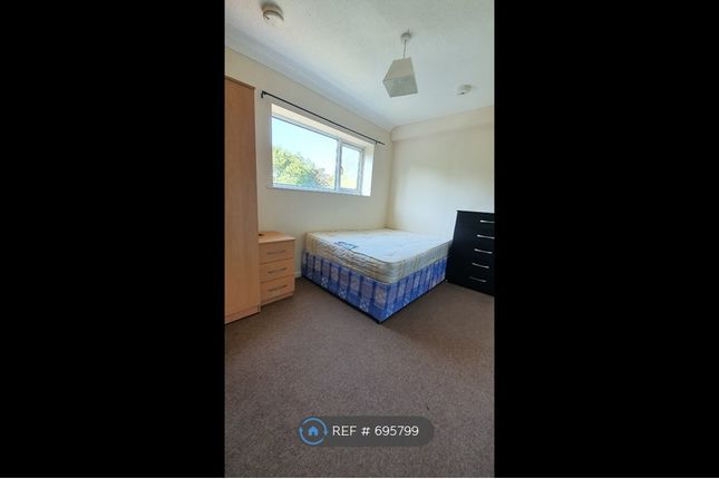 Homes To Let In Watergall Bretton Peterborough Pe3 Rent