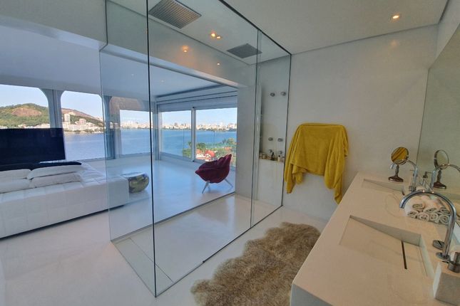 Apartment for sale in Av. Borges De Medeiros, 2545 - 14 - Lagoa, Rio De Janeiro - Rj, 22470-002, Brazil