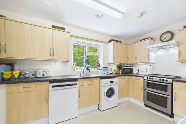28,Flat 2, Redwell Road, Paignton photo 4