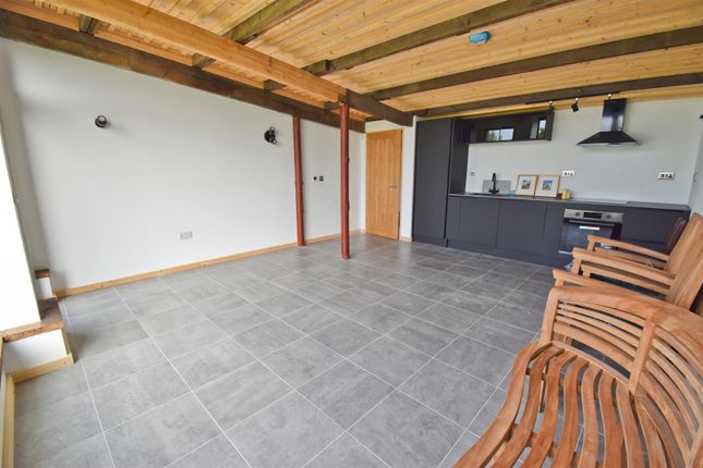 Barn conversion to rent in Hickling Road, Sutton, Norwich