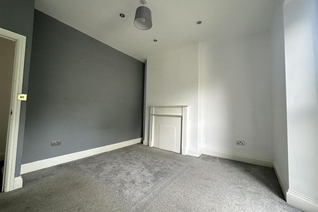 56 Cotham Road, Bristol photo 2