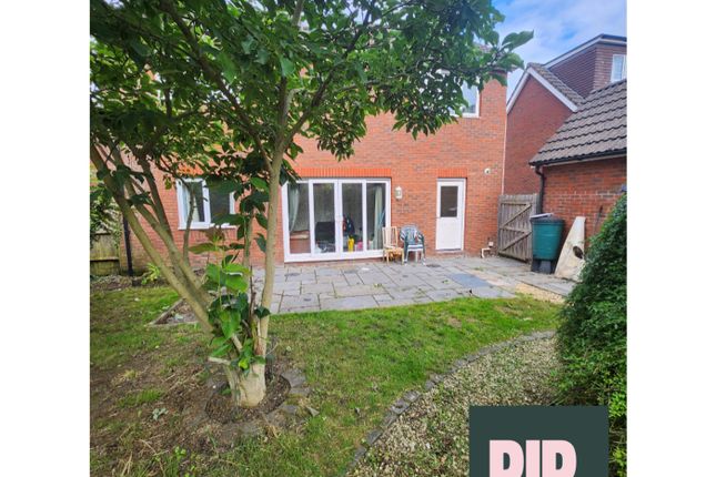 A Spacious And Well-Maintained Garden Area, Perfec...