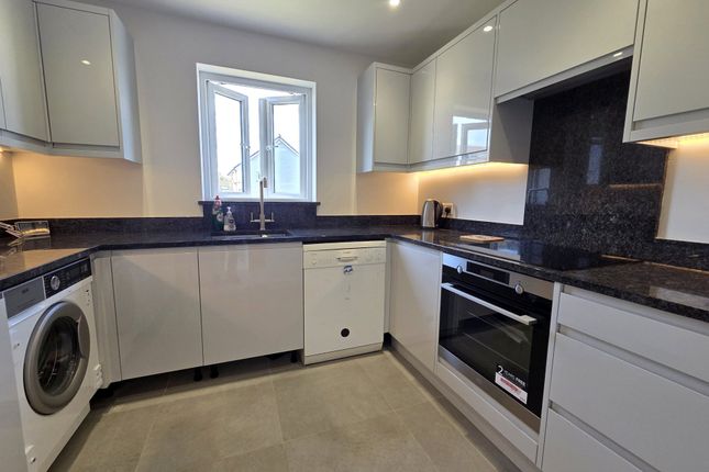 1, Sika Drive, Cornwall photo 3