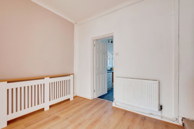 410, Watery Lane, Merseyside photo 3