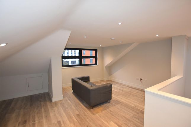 Flat 4,  3 Brett Villas, London photo 2