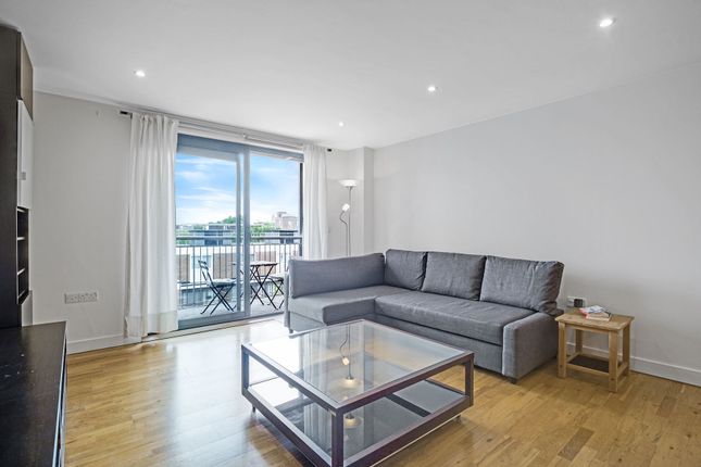 10-9E8684021-Gwl-Jj-Lant St-10-Medium