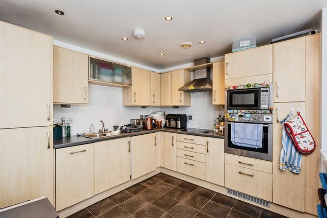 Apartment 18, Excelsior, 3, Princess Way, Swansea photo 2