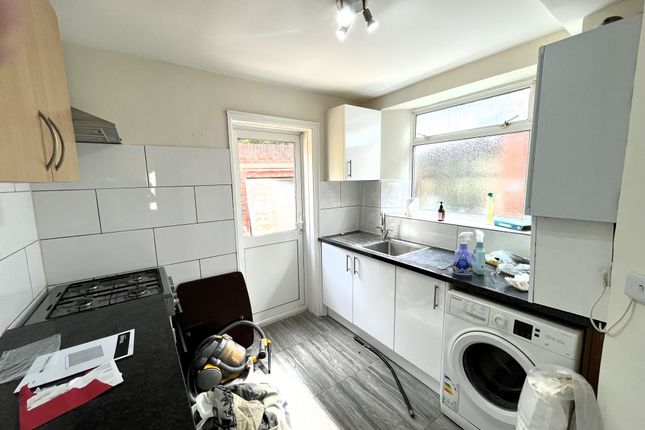 Copy, 24, Avenue Crescent, Cranford photo 3