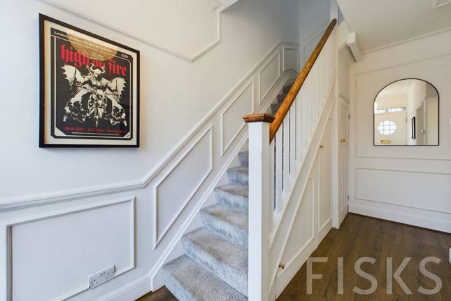 53, Southview Drive, Westcliff-on-sea photo 2