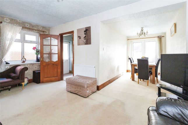 55, Riverton Road, Manchester photo 3