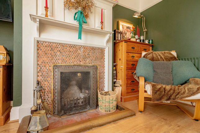54 Sherborne Road, Farnborough photo 4