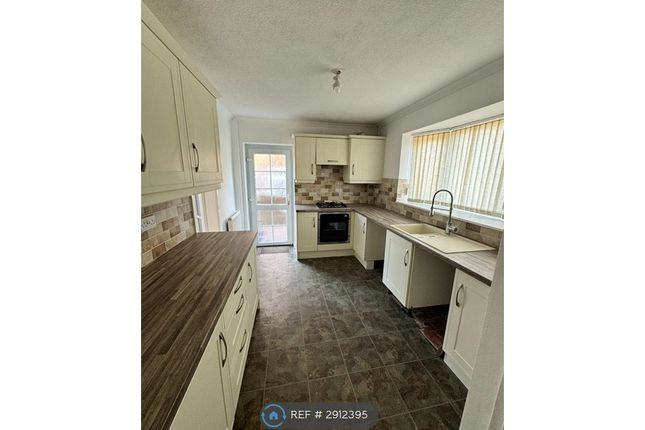 Station Road, Rainworth, Mansfield photo 3