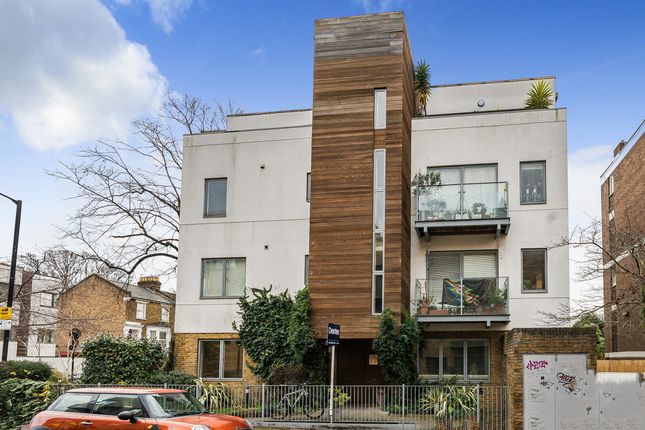 Flat for sale in Elmington Road, Camberwell