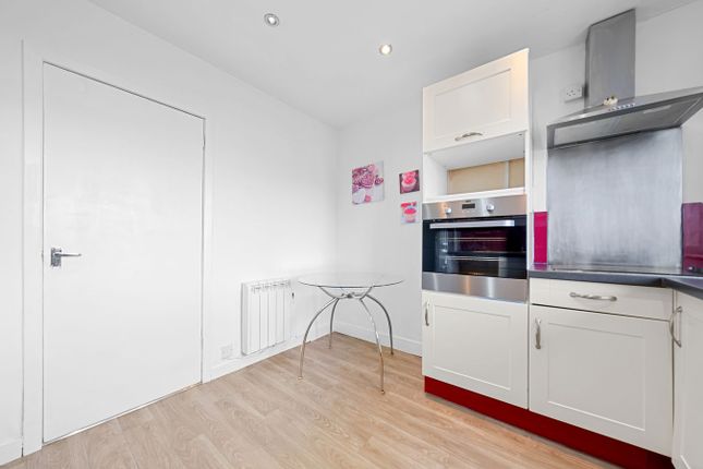 60, Bowhouse Road, Grangemouth photo 4