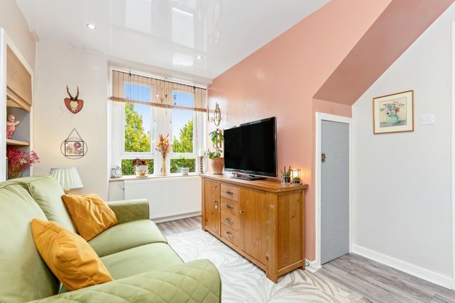 25, Imrie Place, Penicuik photo 2