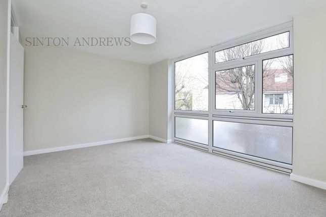 7 Westergate 20, Corfton Road, London photo 2