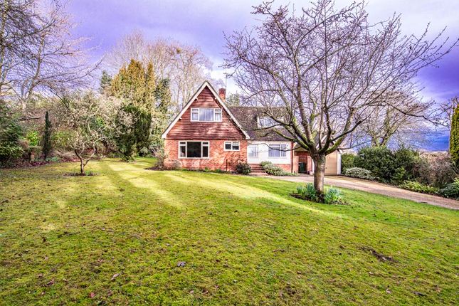 Thumbnail Detached house for sale in Carramar, Streatley On Thames