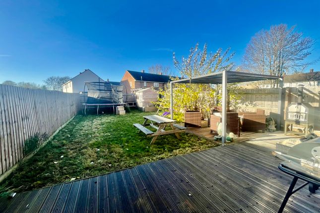 4, Tedder Avenue, Henlow photo 2
