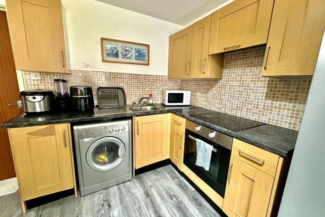 61 Sandstone Drive, Sheffield photo 4