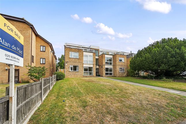 Flat for sale in Albemarle Road, Beckenham