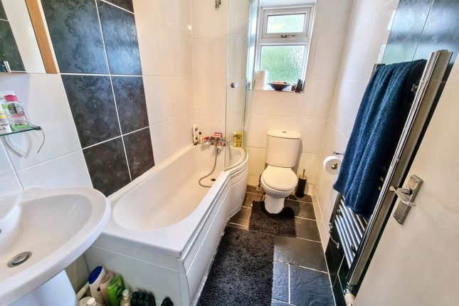 1, Horning Court, Newcastle Upon Tyne photo 4