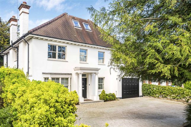 Detached house for sale in Oakleigh Avenue, Oakleigh Park, London