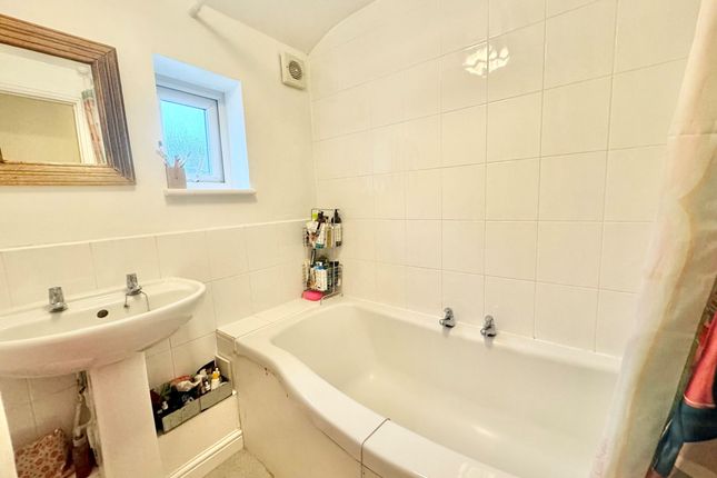 Flat for sale in Meeching Road, Newhaven
