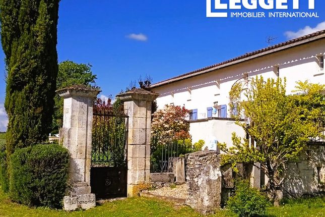 Villa for sale in Saint-Romain, Charente, Nouvelle-Aquitaine