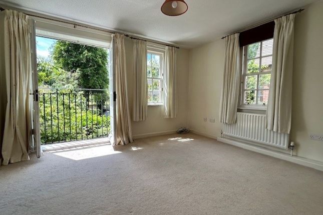 2 Harley Court London Road, Marlborough photo 3