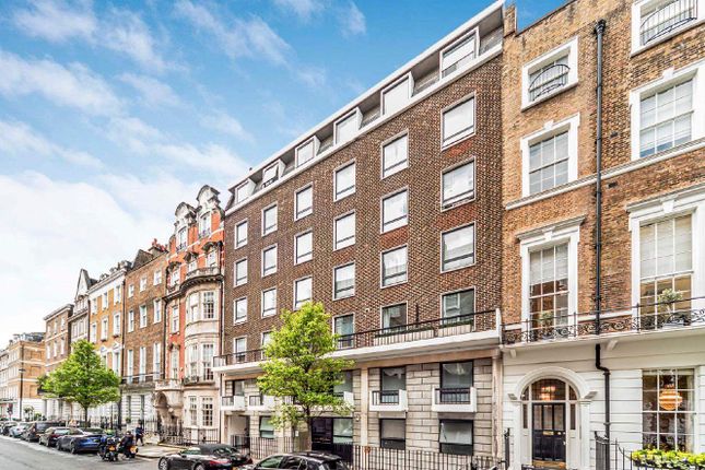 Thumbnail Flat for sale in Harley Street, London
