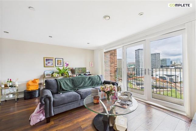 1-bed flat on 14.05 Rivergate, Wilburn Basin, Ordsall Lane, Salford, £179,950