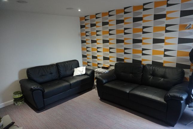 Room 4, 27 Lawton Street, Crewe, Cheshire photo 4