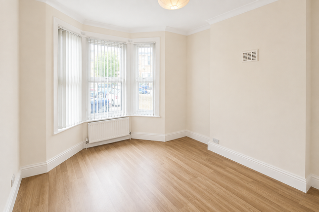 17, West End Road, Southall photo 5